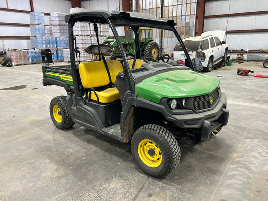 2022 John Deere Gator 835E UTV