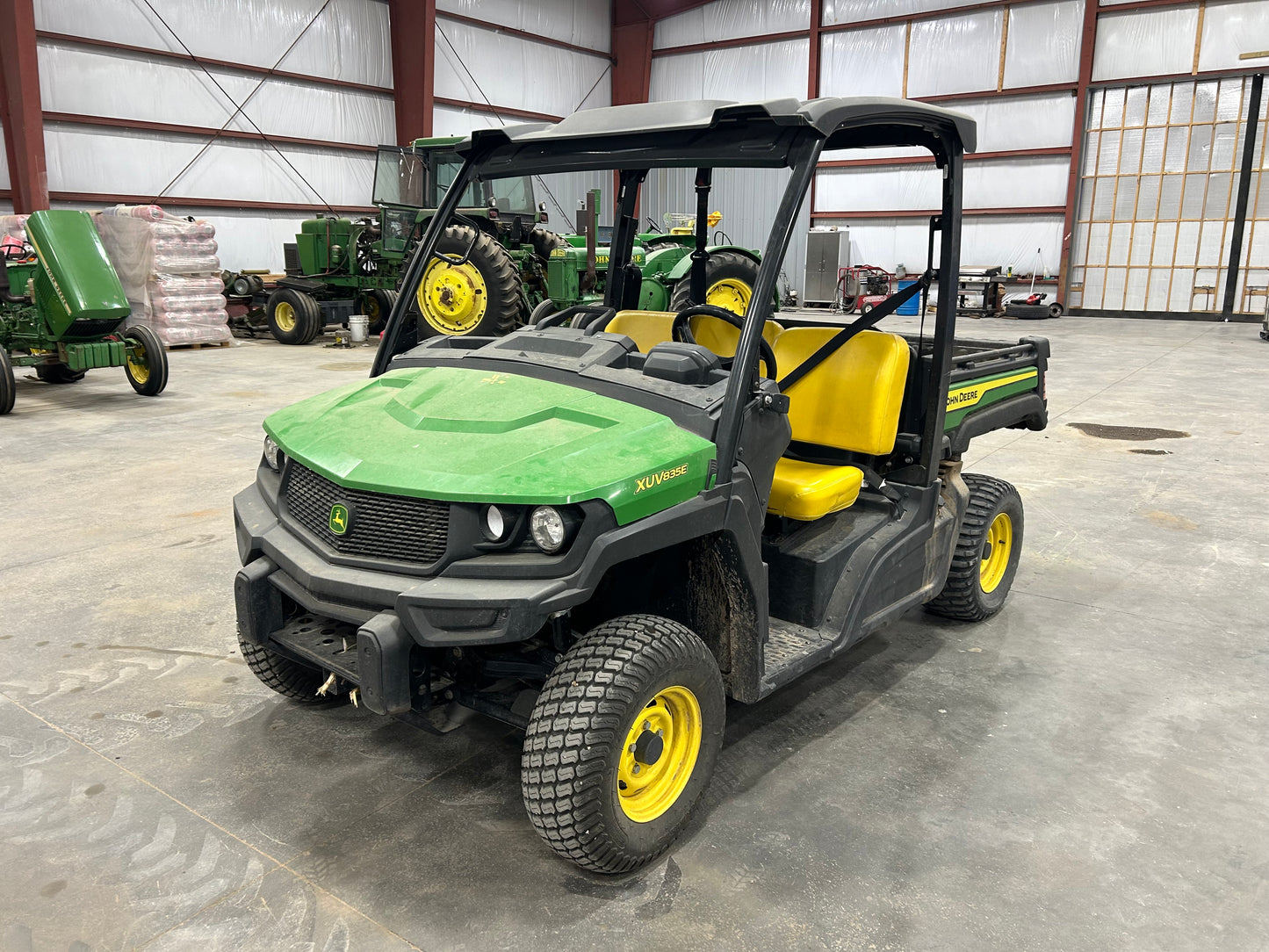 2022 John Deere Gator 835E UTV
