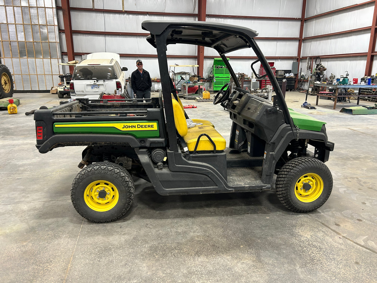 2022 John Deere Gator 835E UTV
